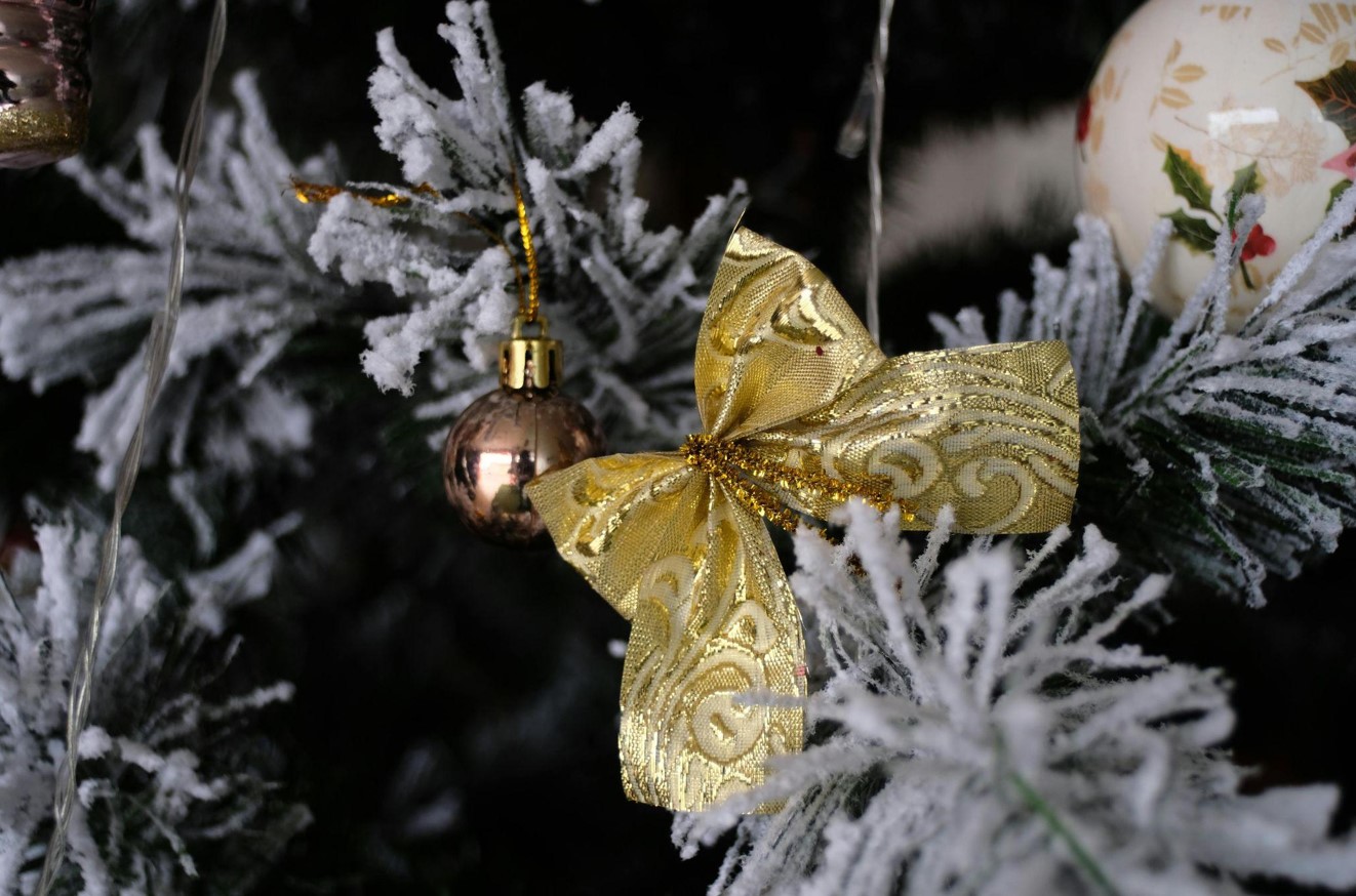 King of Christmas: Lighted Tree Toppers